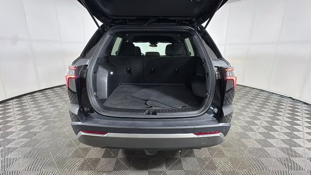 2025 Mosaic Black Metallic Chevrolet Equinox LT FWD SUV