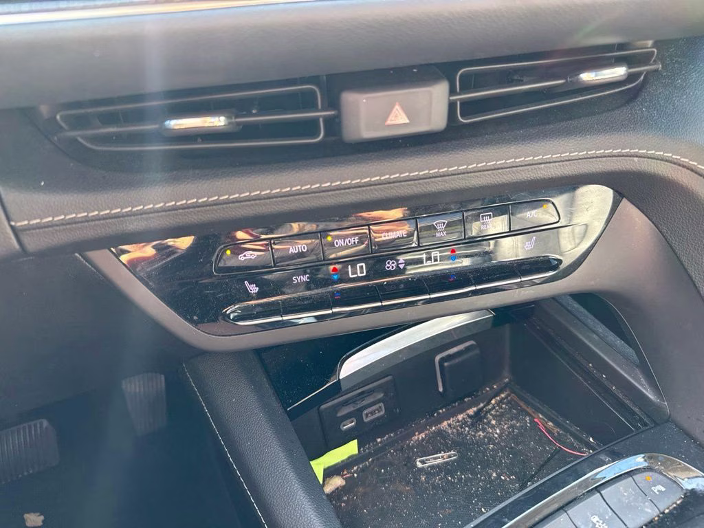 2021 Cinnabar Metallic Buick Envision Essence AWD SUV