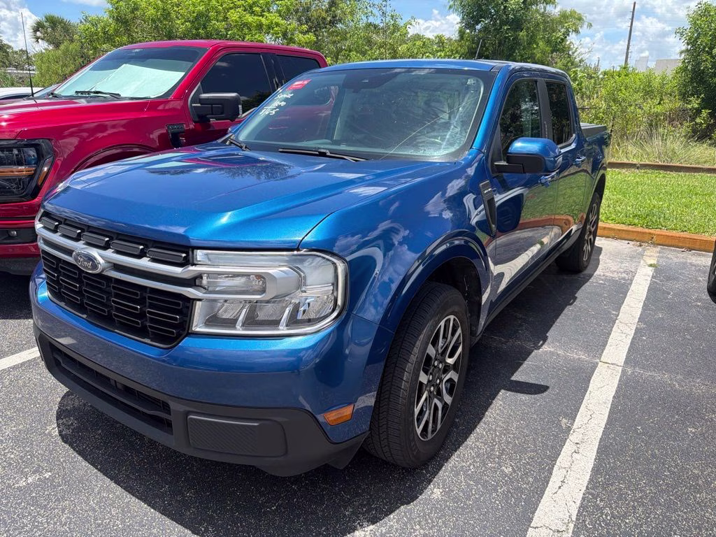 2023 Blue Metallic Ford Maverick Lariat AWD Truck