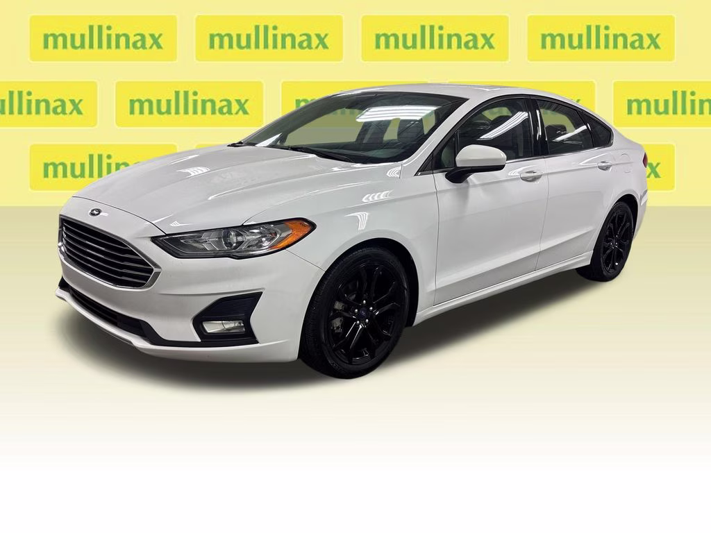 2020 Oxford White Ford Fusion SE FWD Sedan