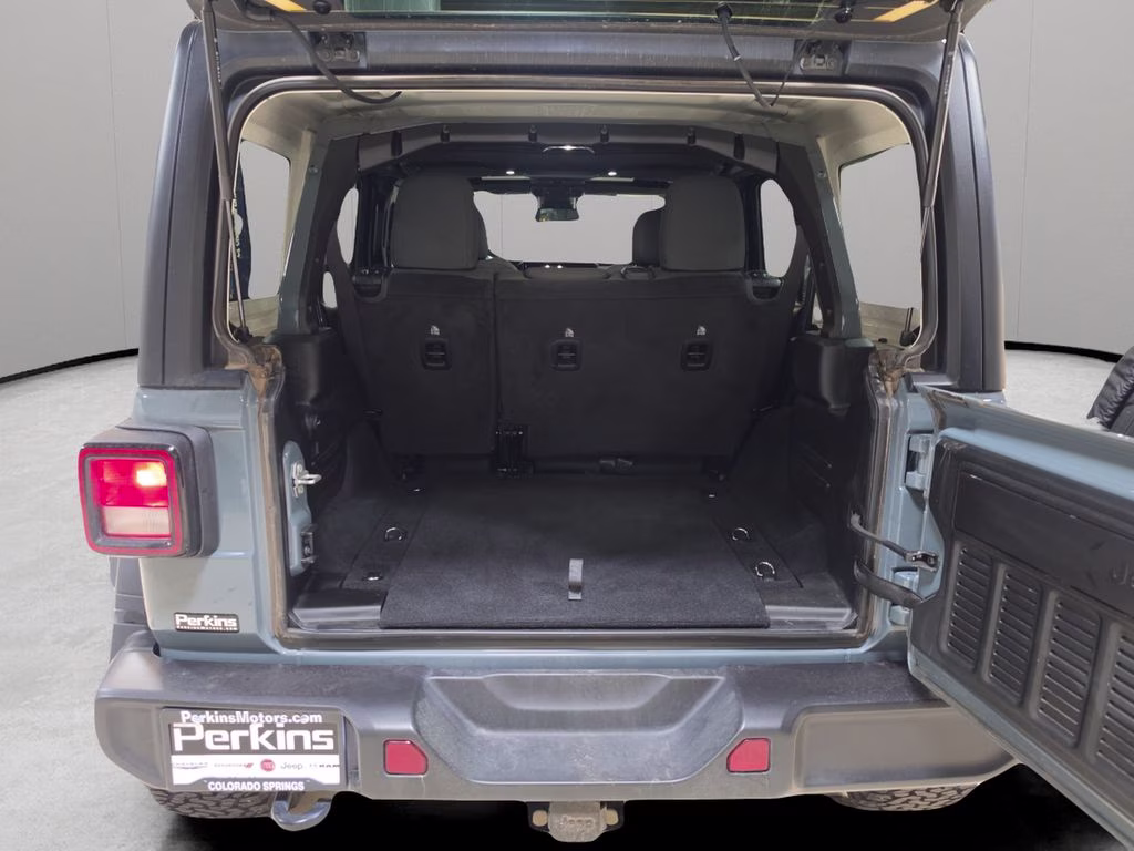 2024 Anvil Clear Coat Jeep Wrangler Sport 4X4 SUV