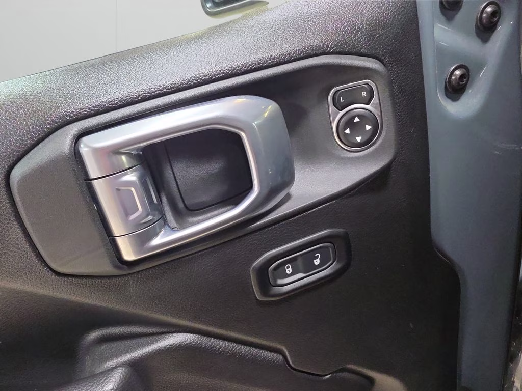 2024 Anvil Clear Coat Jeep Wrangler Sport 4X4 SUV