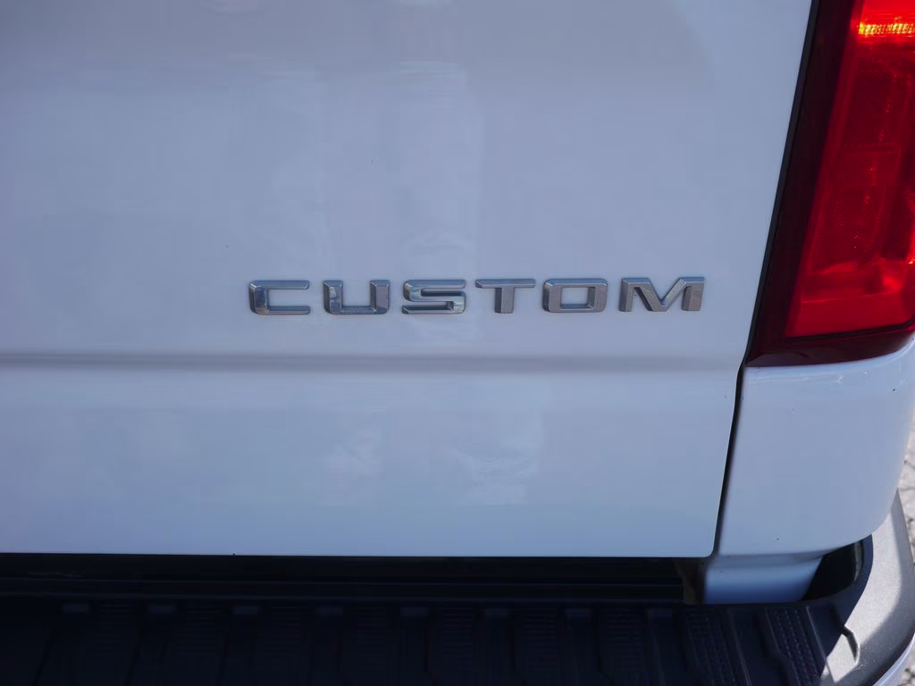 2020 Summit White Chevrolet Silverado 1500 Custom 4X4 Truck