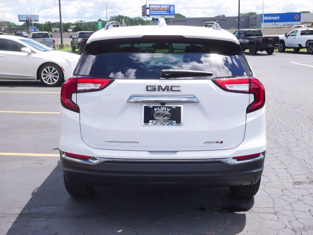 2022 Summit White GMC Terrain AT4 AWD SUV