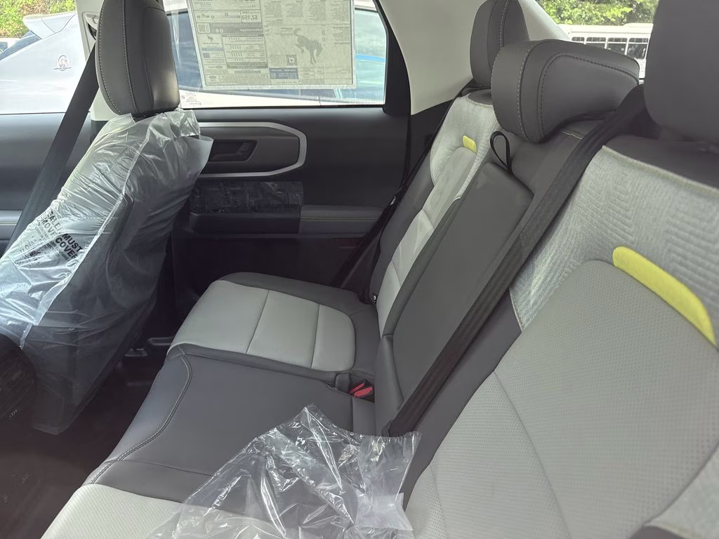 2026 Oxford White Ford Bronco Sport Badlands 4X4 SUV