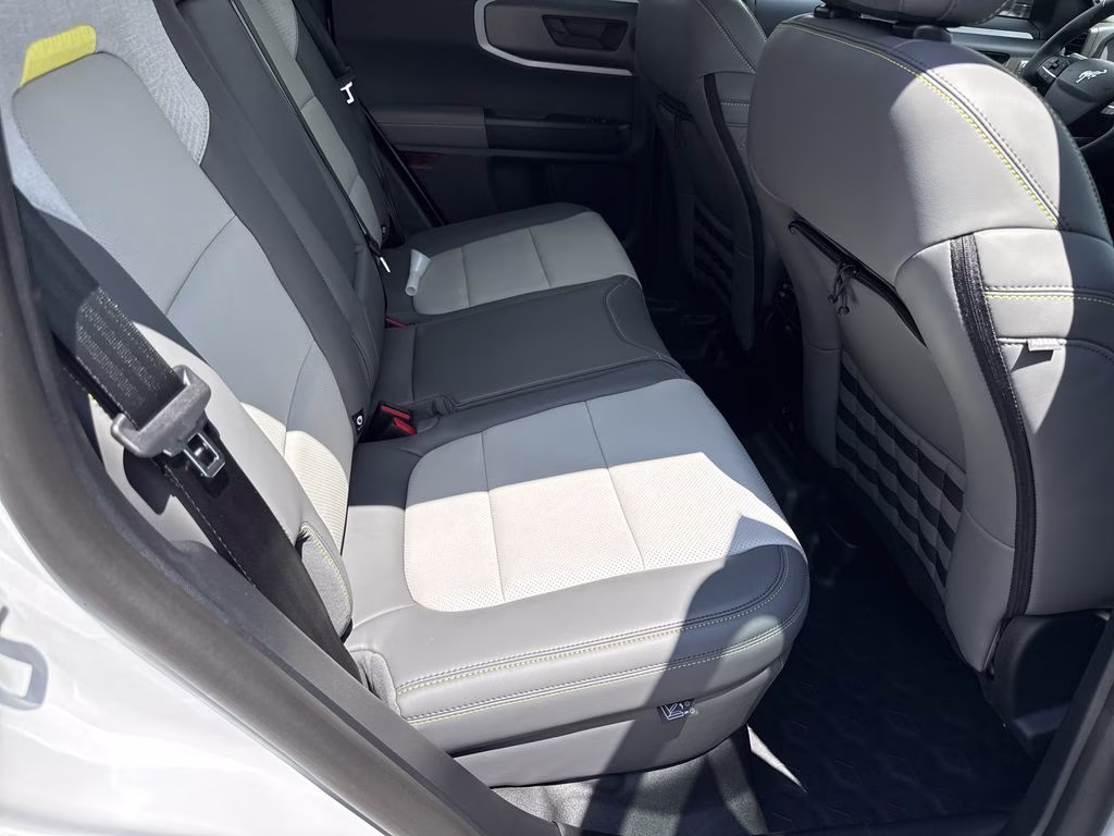 2026 Oxford White Ford Bronco Sport Badlands 4X4 SUV