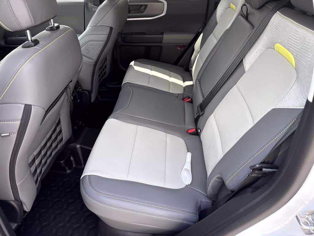2026 Oxford White Ford Bronco Sport Badlands 4X4 SUV