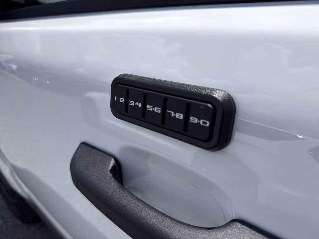 2026 Oxford White Ford Bronco Sport Badlands 4X4 SUV