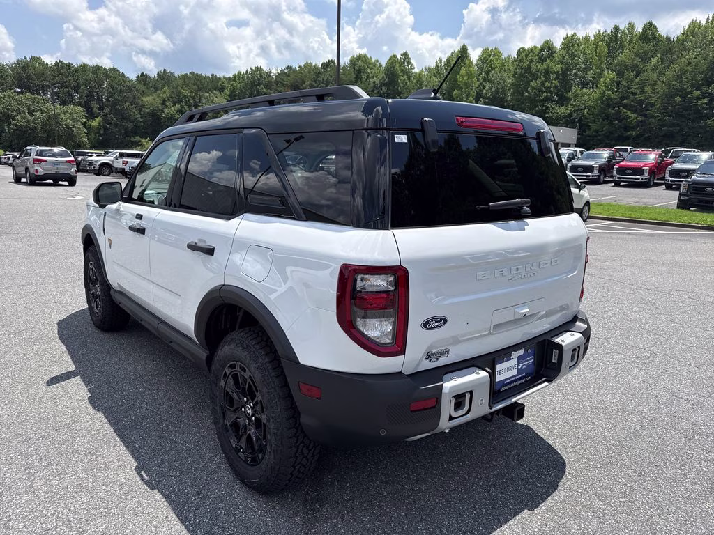 2026 Oxford White Ford Bronco Sport Badlands 4X4 SUV