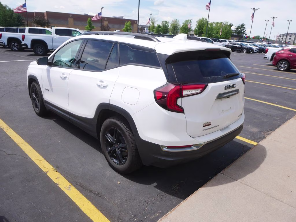 2022 Summit White GMC Terrain AT4 AWD SUV