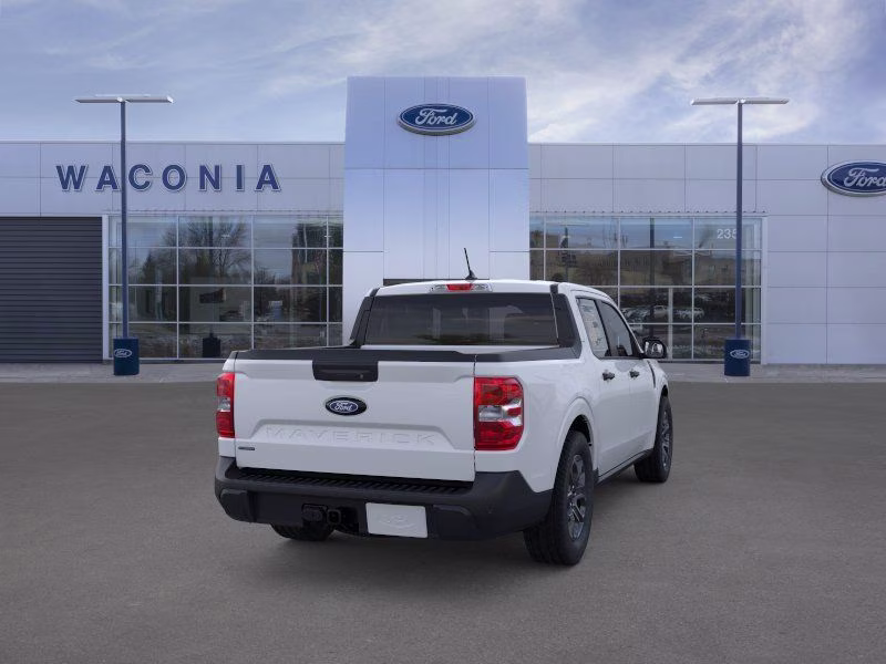 2026 Space White Metallic Ford Maverick XLT AWD Truck