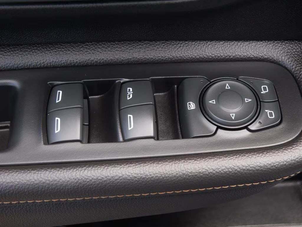 2022 Summit White GMC Terrain AT4 AWD SUV