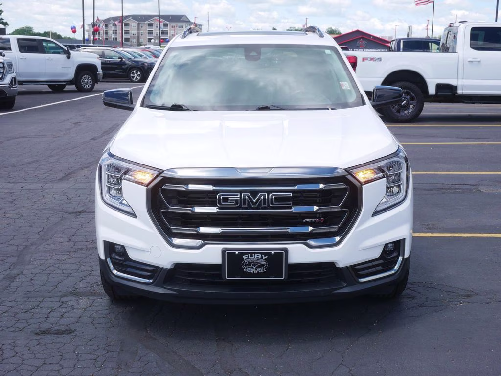 2022 Summit White GMC Terrain AT4 AWD SUV