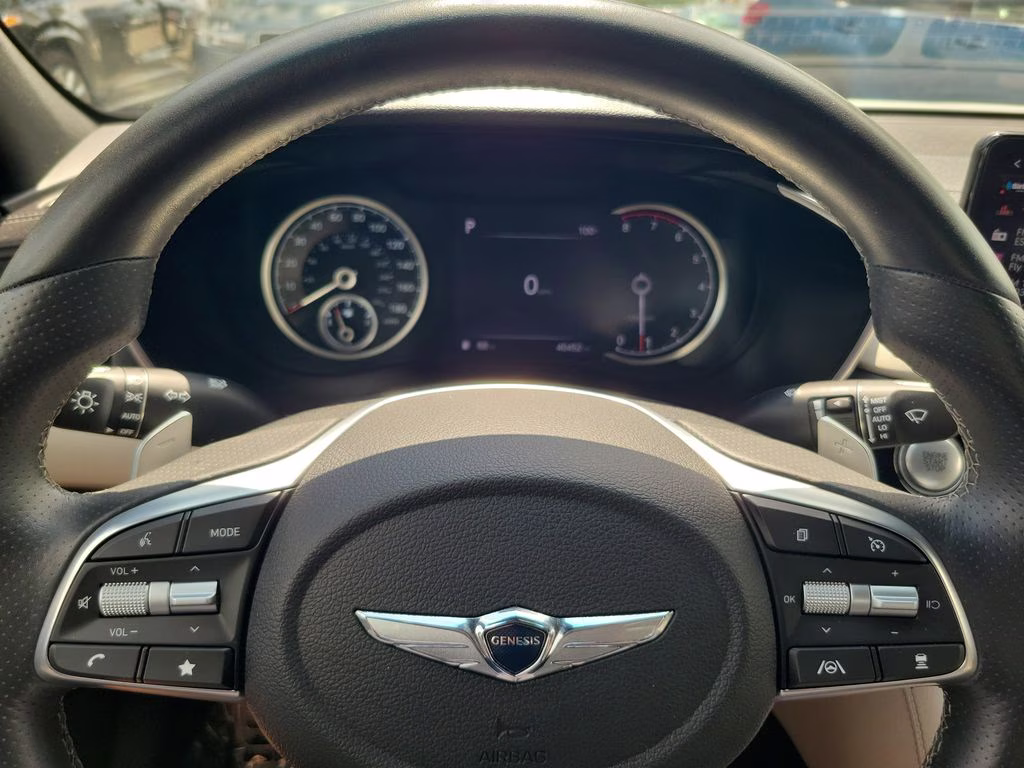 2023 Uyuni White Genesis G70 Sport Prestige 2.0T RWD Sedan
