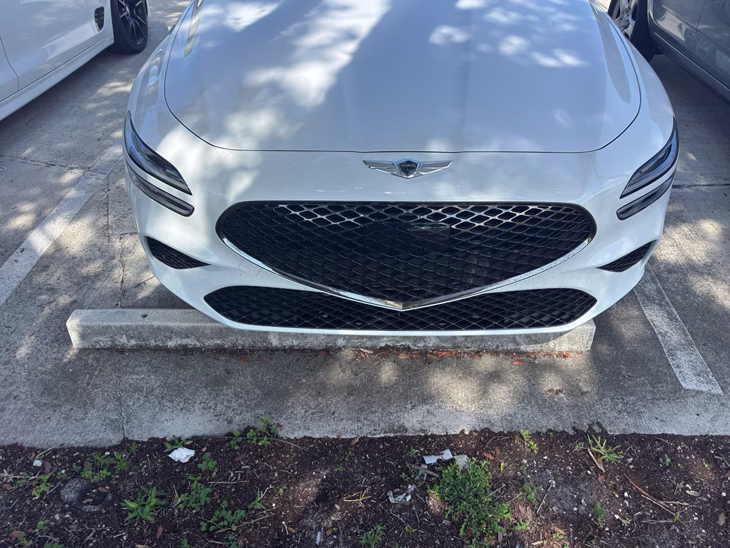 2023 Uyuni White Genesis G70 Sport Prestige 2.0T RWD Sedan