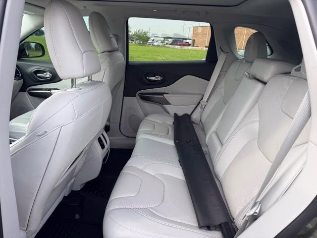 2020 Olive Green Jeep Cherokee Limited 4X4 SUV