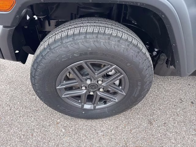 2026 Granite Crystal Metallic Clearcoat Jeep Wrangler Sport S 4X4 SUV