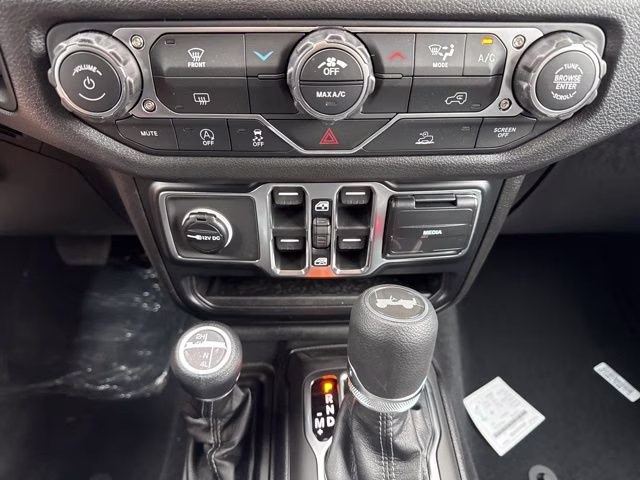 2026 Anvil Clear Coat Jeep Wrangler Sport 4X4 SUV