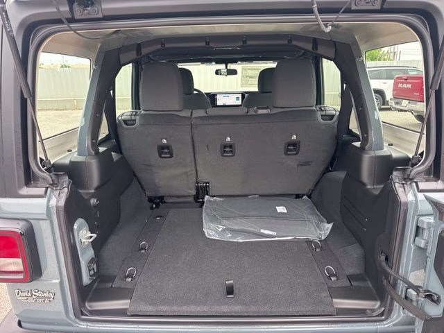 2026 Anvil Clear Coat Jeep Wrangler Sport 4X4 SUV