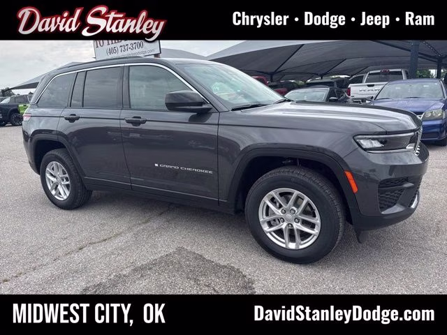 2026 Gray Metallic Jeep Grand Cherokee Laredo X RWD SUV