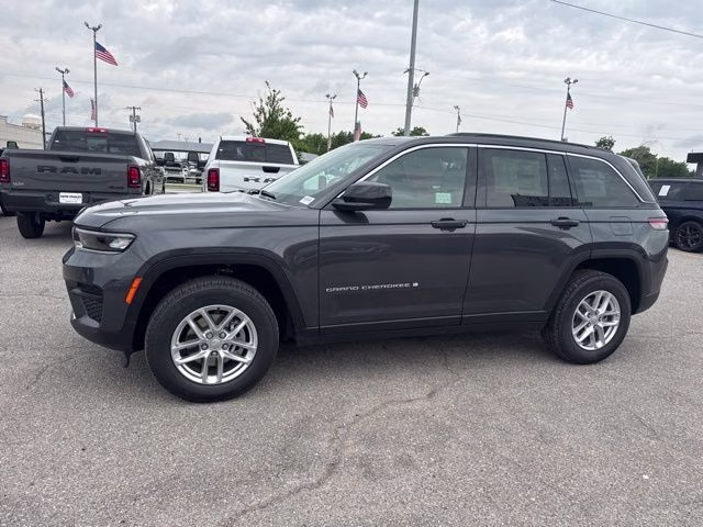 2026 Gray Metallic Jeep Grand Cherokee Laredo X RWD SUV