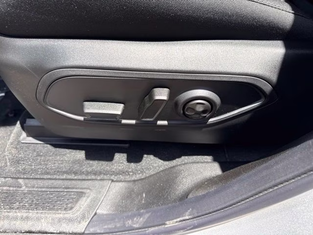 2026 Silver Zynith Jeep Grand Cherokee Laredo X RWD SUV