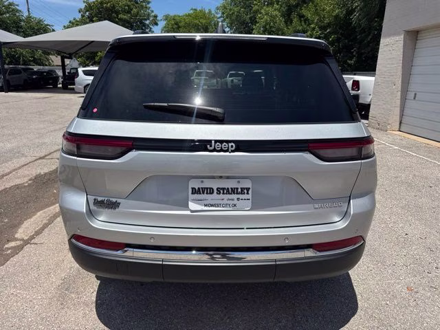2026 Silver Zynith Jeep Grand Cherokee Laredo X RWD SUV