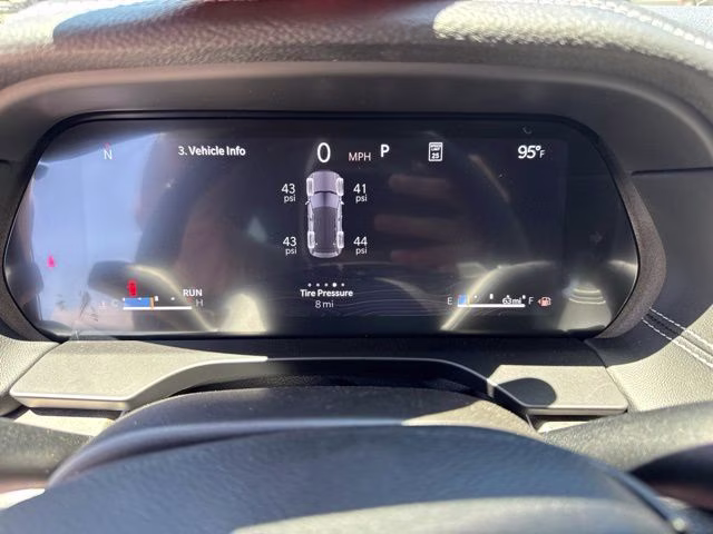 2026 Silver Zynith Jeep Grand Cherokee Laredo Altitude RWD SUV