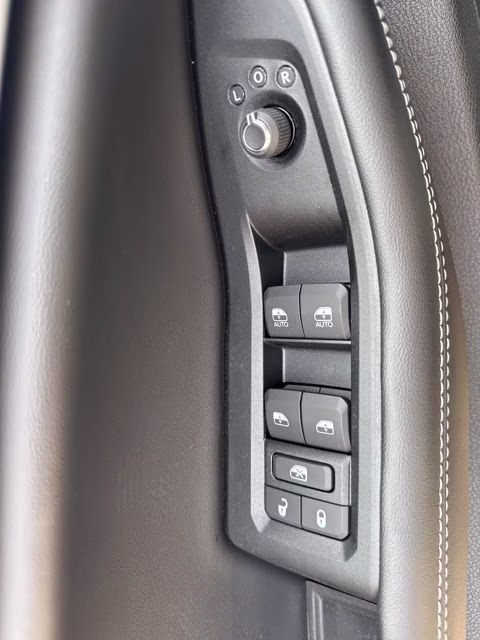 2026 Baltic Gray Metallic Clearcoat Jeep Grand Cherokee Laredo Altitude RWD SUV