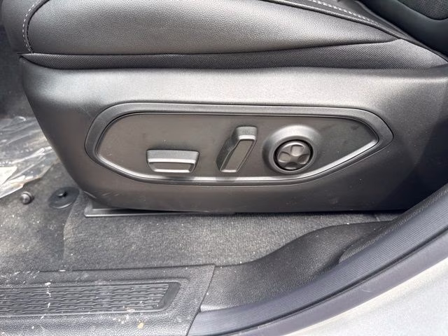 2026 Silver Zynith Jeep Grand Cherokee Laredo Altitude RWD SUV