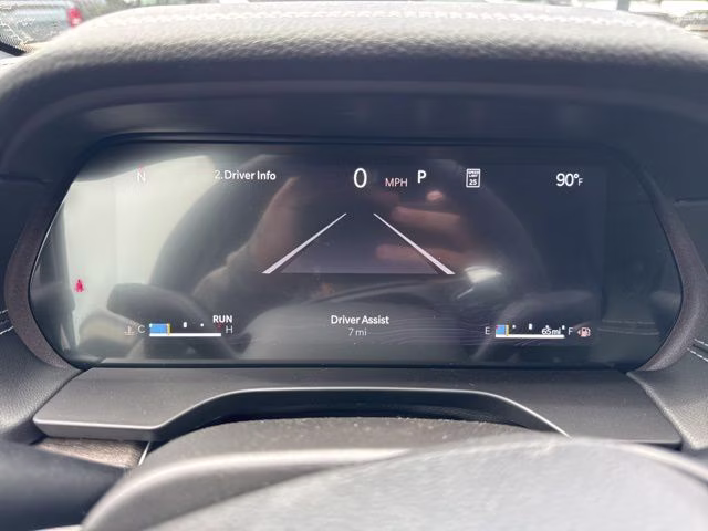 2026 Silver Zynith Jeep Grand Cherokee Laredo Altitude RWD SUV