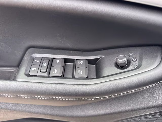 2026 Silver Zynith Jeep Grand Cherokee Laredo Altitude RWD SUV