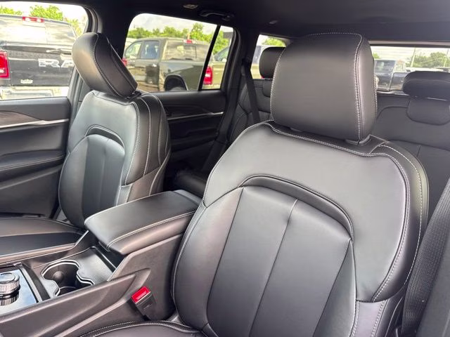 2026 Steel Blue Jeep Grand Cherokee Limited RWD SUV