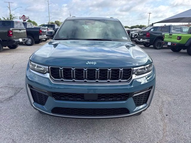 2026 Steel Blue Jeep Grand Cherokee Limited RWD SUV