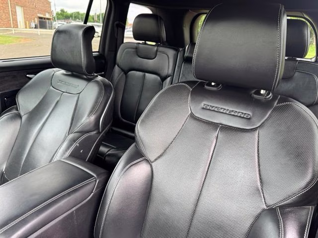 2022 Velvet Jeep Grand Cherokee Overland RWD SUV