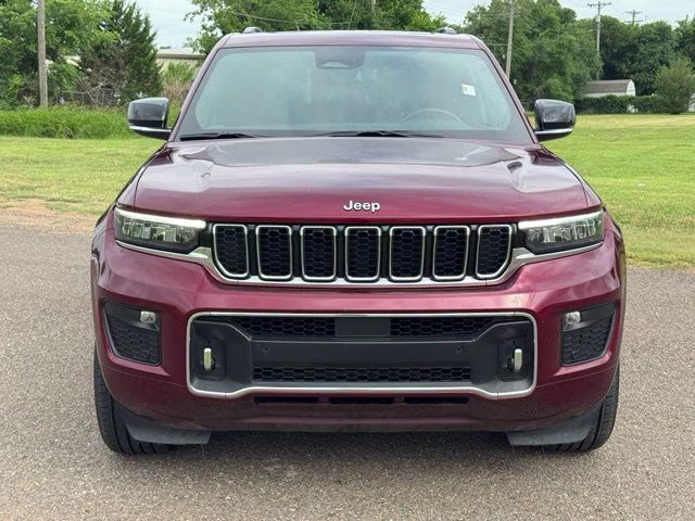 2022 Velvet Jeep Grand Cherokee Overland RWD SUV