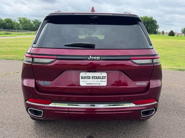 2022 Velvet Jeep Grand Cherokee Overland RWD SUV