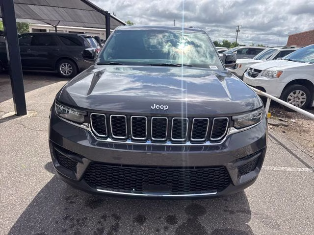 2026 Baltic Gray Metallic Clearcoat Jeep Grand Cherokee Laredo 4X4 SUV