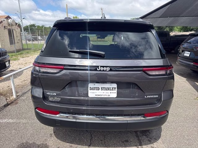 2026 Baltic Gray Metallic Clearcoat Jeep Grand Cherokee Laredo 4X4 SUV