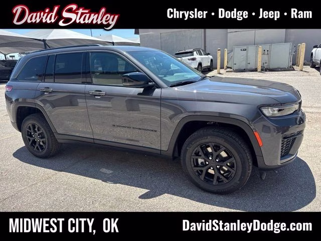 2026 Baltic Gray Metallic Clearcoat Jeep Grand Cherokee Laredo Altitude 4X4 SUV