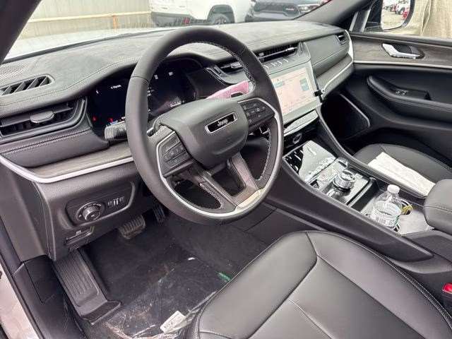 2026 Silver Zynith Jeep Grand Cherokee Limited 4X4 SUV