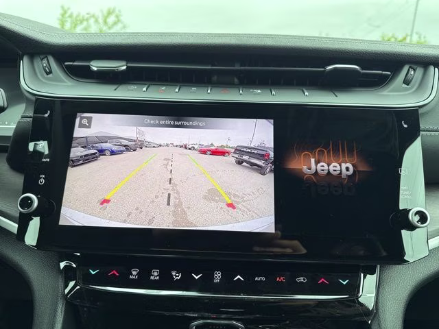 2026 Silver Zynith Jeep Grand Cherokee Limited 4X4 SUV