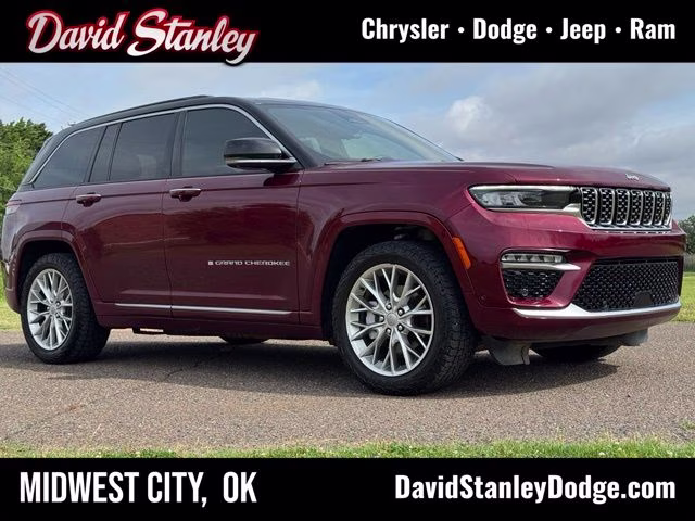 2024 Velvet Jeep Grand Cherokee Summit 4X4 SUV