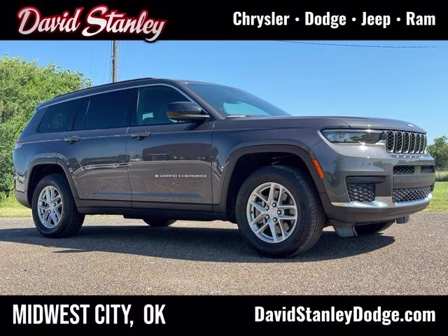 2025 Gray Metallic Jeep Grand Cherokee L Laredo RWD SUV