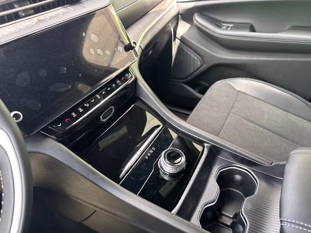 2026 Gray Metallic Jeep Grand Cherokee L Altitude RWD SUV