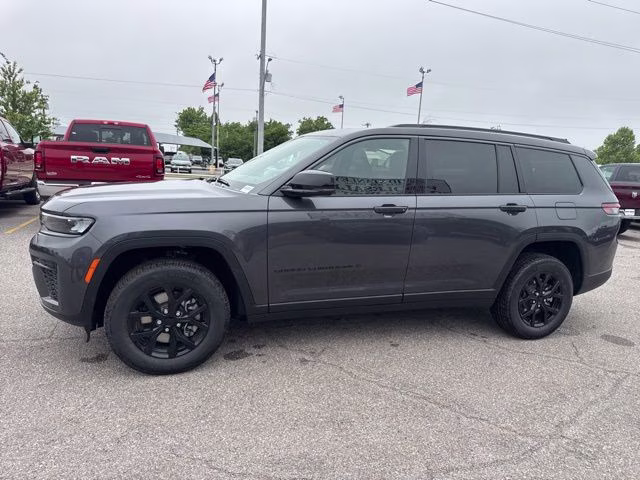 2026 Baltic Gray Metallic Clearcoat Jeep Grand Cherokee L Laredo RWD SUV