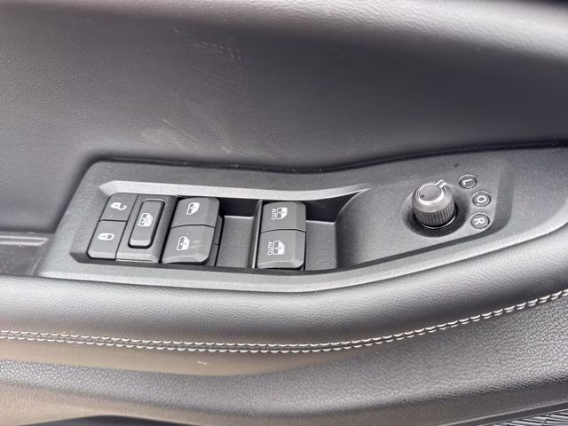 2026 Baltic Gray Metallic Clearcoat Jeep Grand Cherokee L Laredo RWD SUV