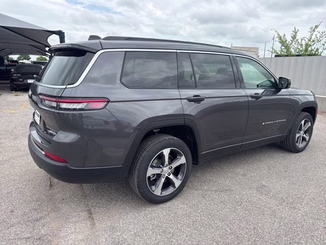 2026 Baltic Gray Metallic Clearcoat Jeep Grand Cherokee L Limited 4X4 SUV
