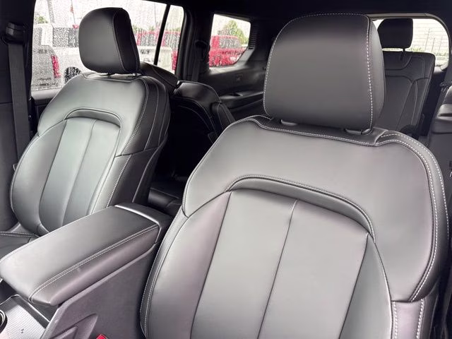 2026 Velvet Red Pearlcoat Jeep Grand Cherokee L Limited 4X4 SUV