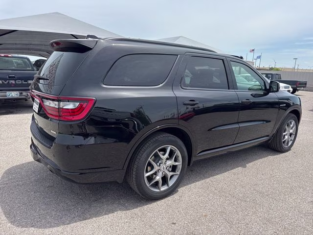 2026 DB Black Crystal Clearcoat Dodge Durango GT Premium HEMI V8 AWD SUV